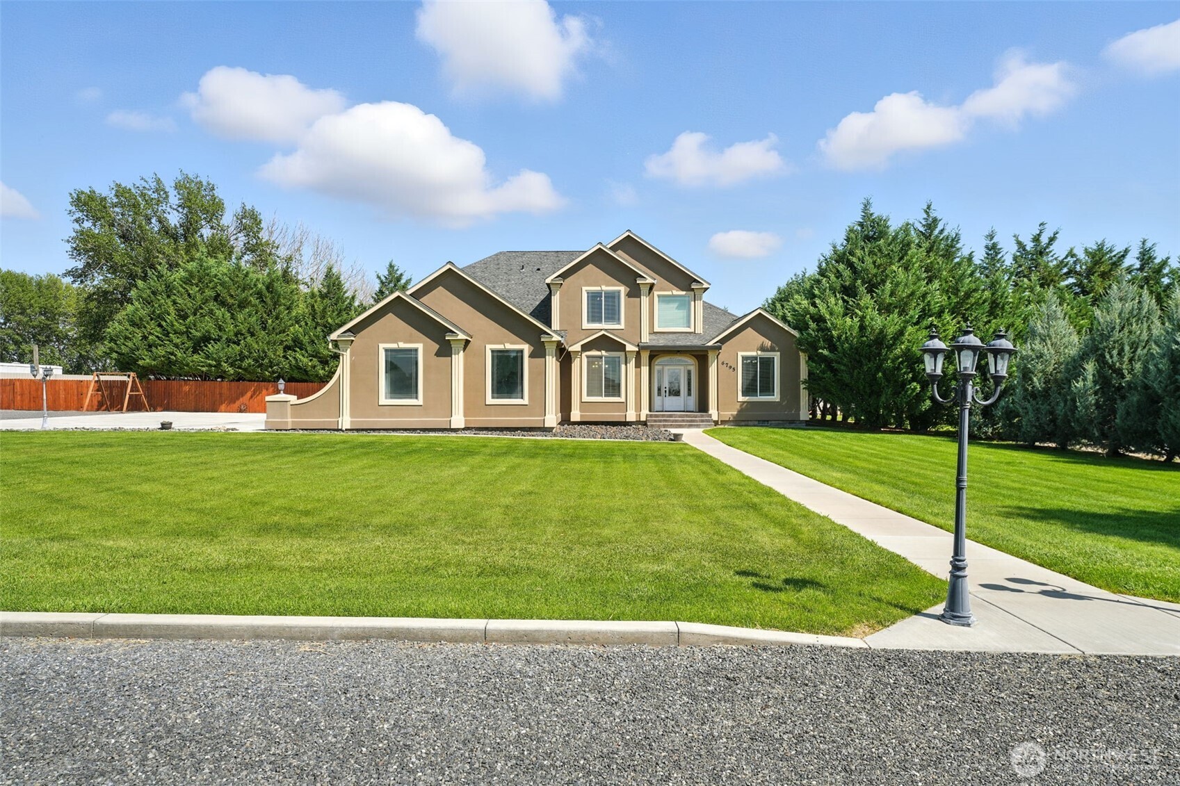 6795 NE D.8 Road Moses Lake WA 98837
