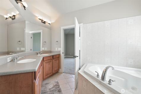 6795 NE D.8 Road Moses Lake WA 98837