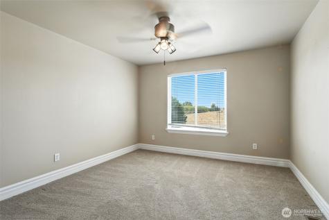 6795 NE D.8 Road Moses Lake WA 98837