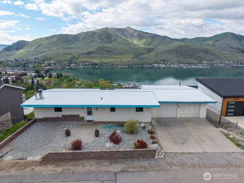 820 W Golf Course Drive Chelan WA 98816
