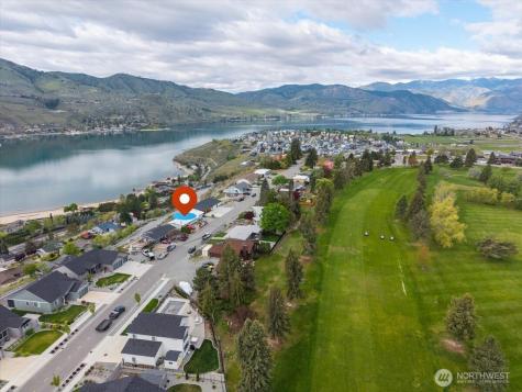 820 W Golf Course Drive Chelan WA 98816