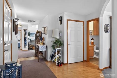 7214 35th Street NE Marysville WA 98270