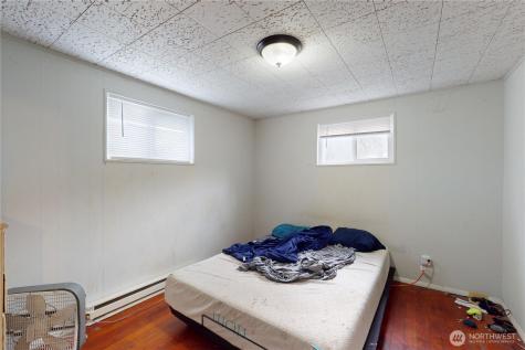 1516 Riddell Street Raymond WA 98577