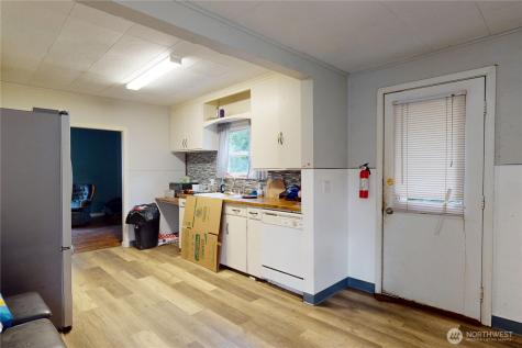 1516 Riddell Street Raymond WA 98577