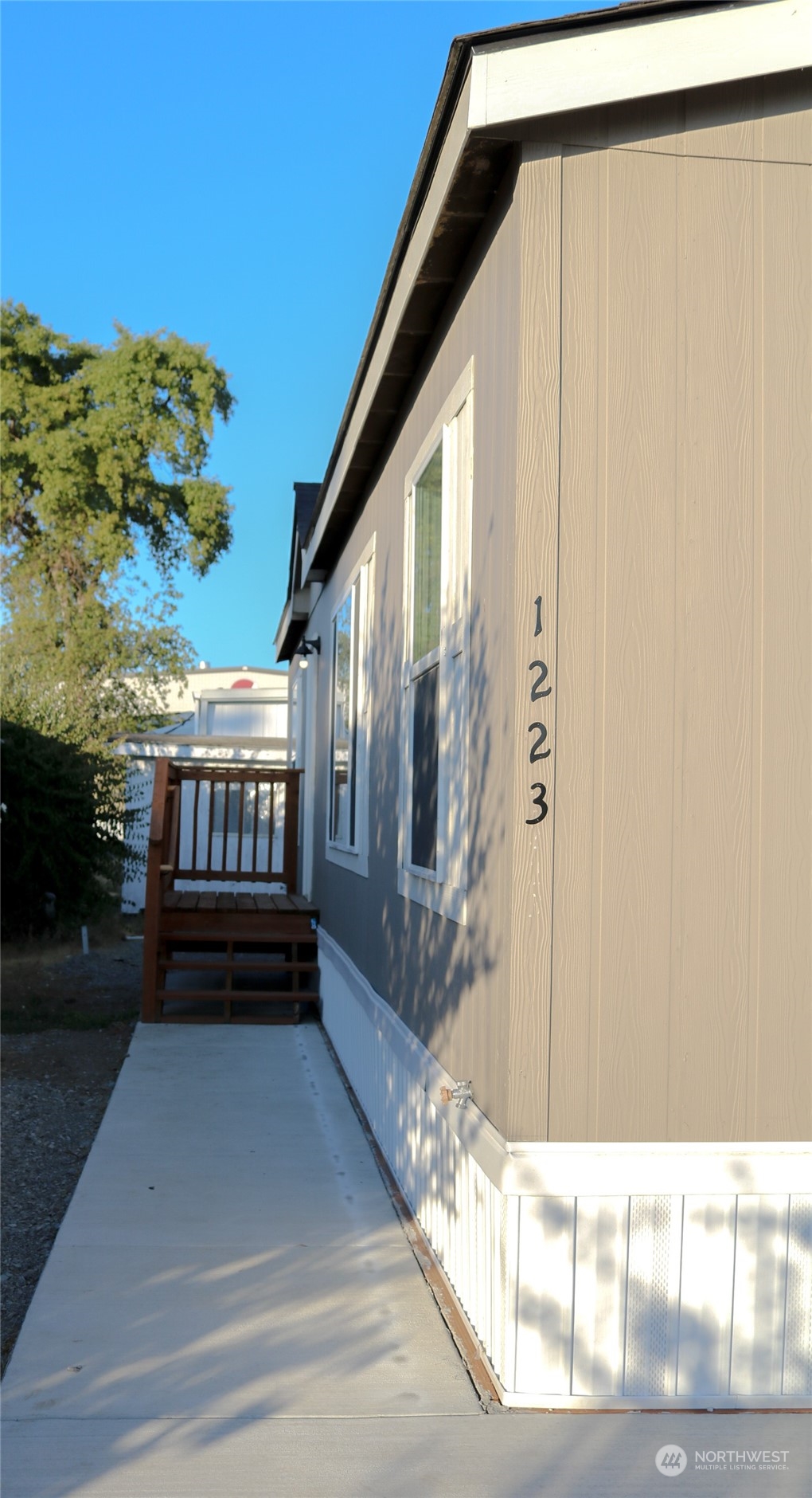 1223 Jones Drive Walla Walla WA 99362