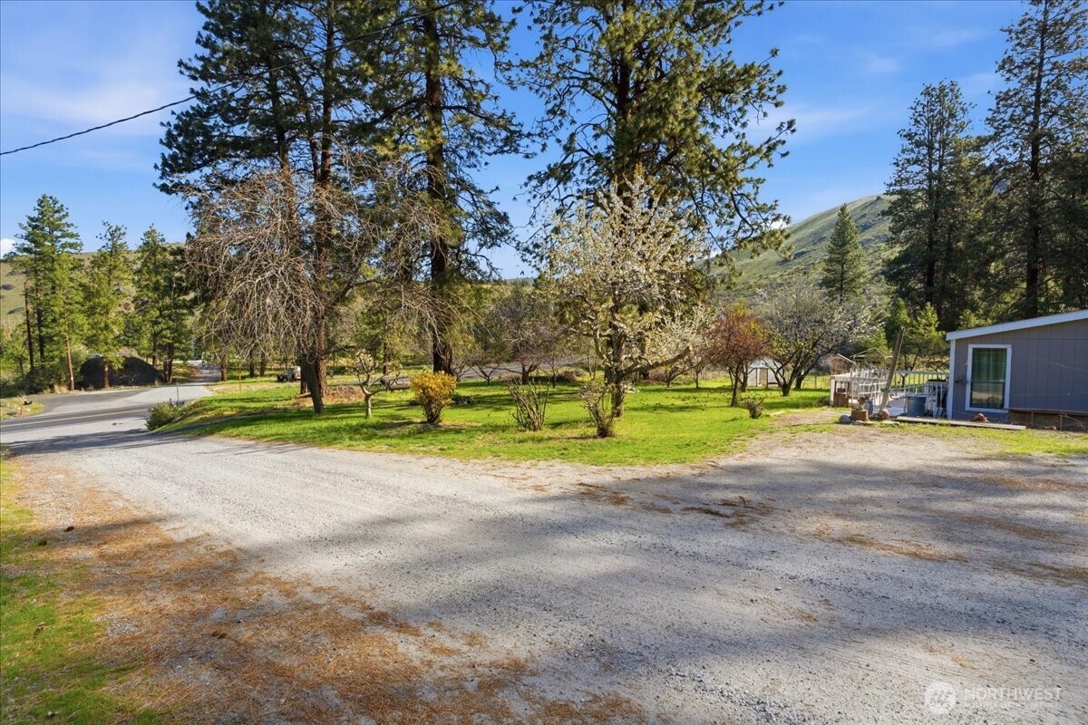 5 Mountain Spring Road Orondo WA 98843
