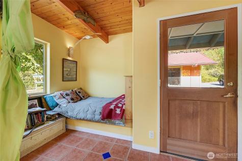 1673 Woodland Drive Port Townsend WA 98368