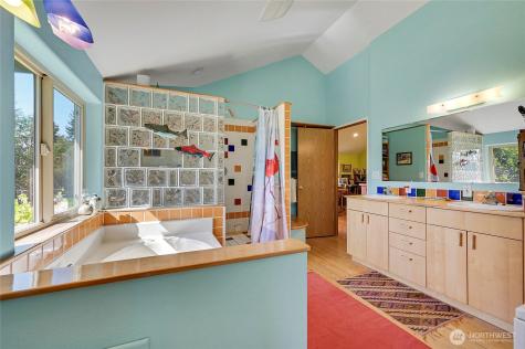 1673 Woodland Drive Port Townsend WA 98368