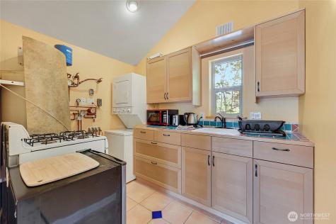 1673 Woodland Drive Port Townsend WA 98368