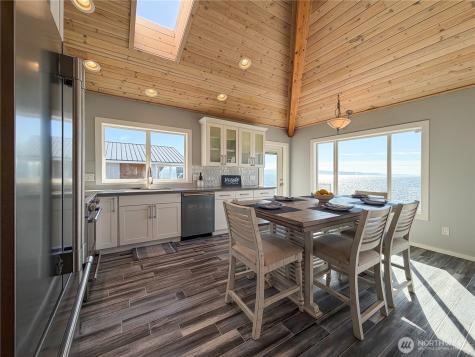 26 H South Beach Drive Hat Island WA 98206