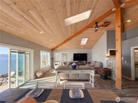 26 H South Beach Drive Hat Island WA 98206
