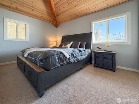 26 H South Beach Drive Hat Island WA 98206