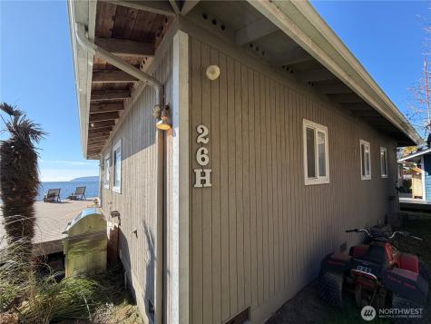 26 H South Beach Drive Hat Island WA 98206