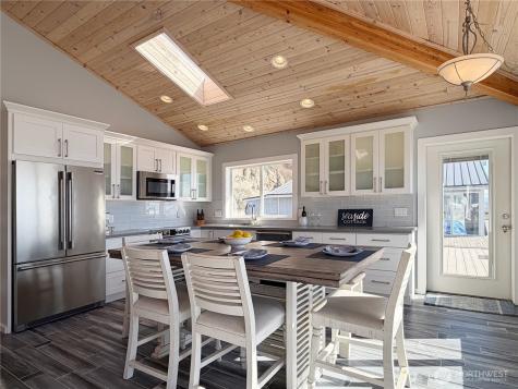 26 H South Beach Drive Hat Island WA 98206