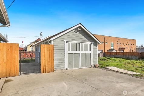 925 Mclean Road Mount Vernon WA 98273