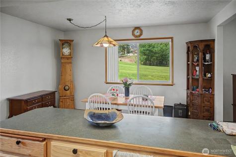 81 Golf Course Drive Pateros WA 98846