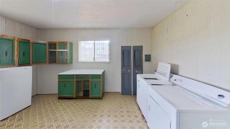 81 Golf Course Drive Pateros WA 98846