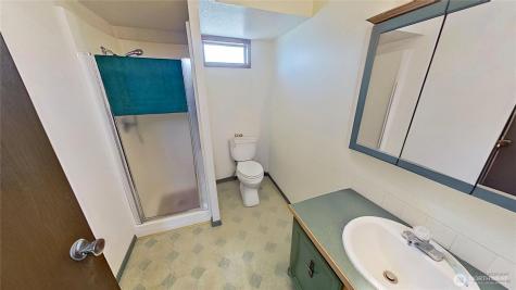 81 Golf Course Drive Pateros WA 98846