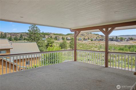 81 Golf Course Drive Pateros WA 98846