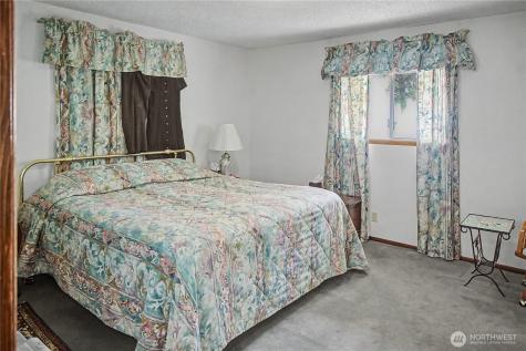 81 Golf Course Drive Pateros WA 98846