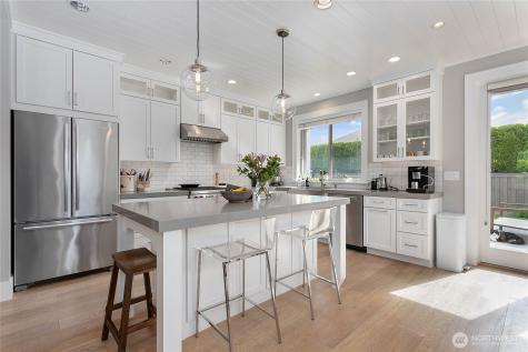 902 Captain Bay Court Lynden WA 98264