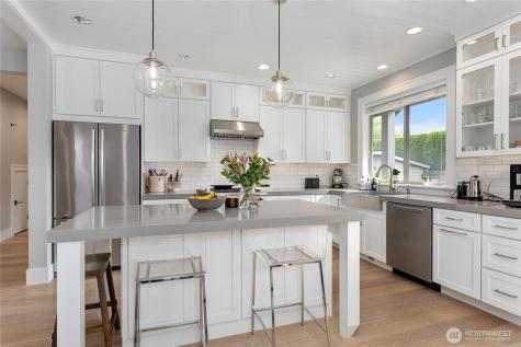 902 Captain Bay Court Lynden WA 98264