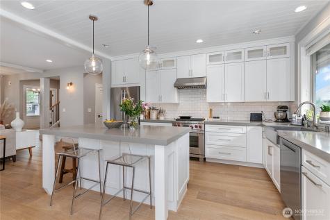 902 Captain Bay Court Lynden WA 98264