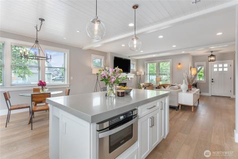 902 Captain Bay Court Lynden WA 98264