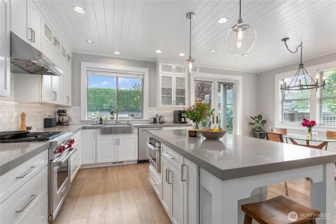 902 Captain Bay Court Lynden WA 98264