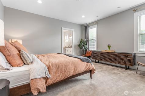 902 Captain Bay Court Lynden WA 98264