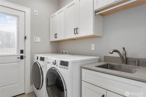 902 Captain Bay Court Lynden WA 98264