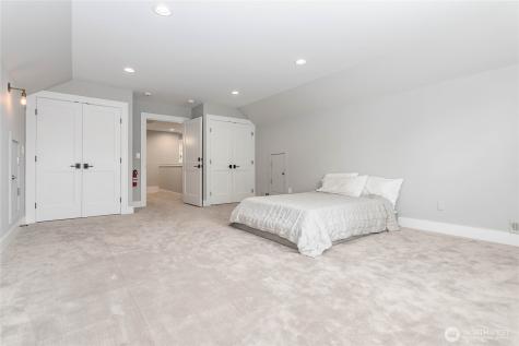 902 Captain Bay Court Lynden WA 98264