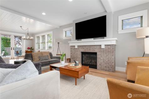 902 Captain Bay Court Lynden WA 98264