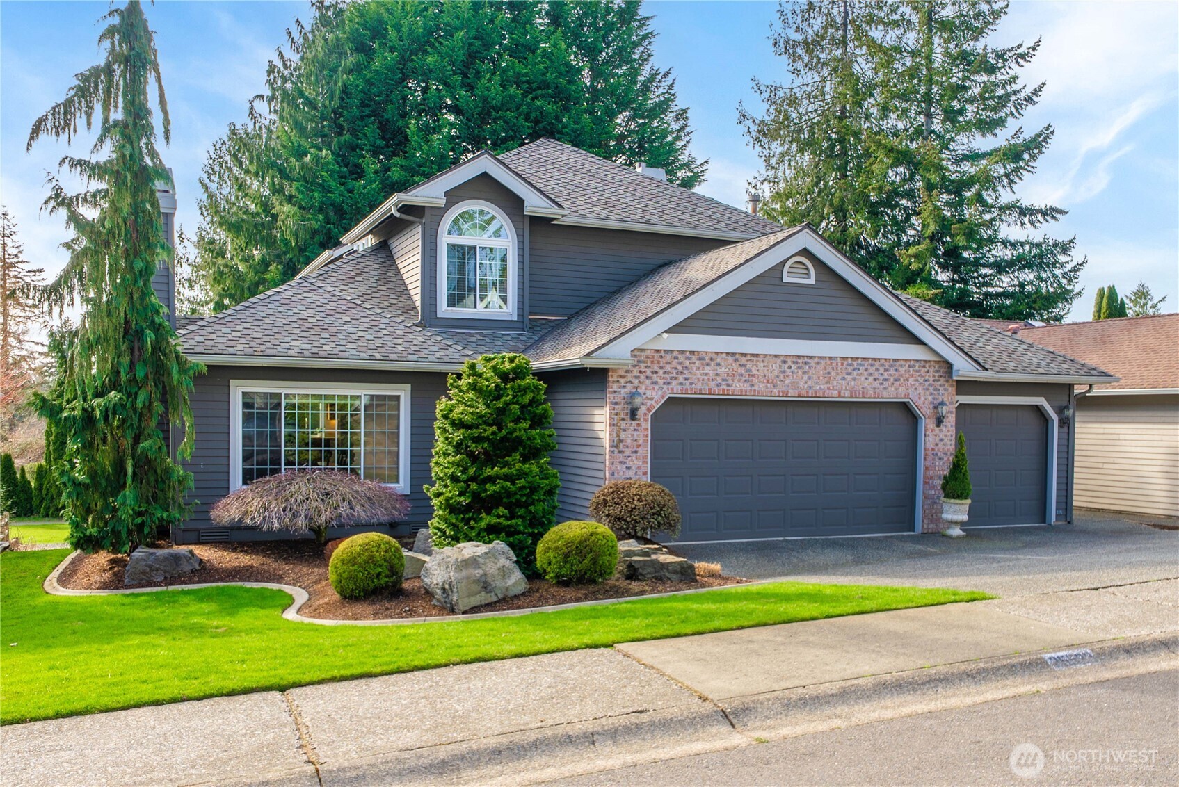 25523 Lake Wilderness Country Club Drive SE Maple Valley WA 98038