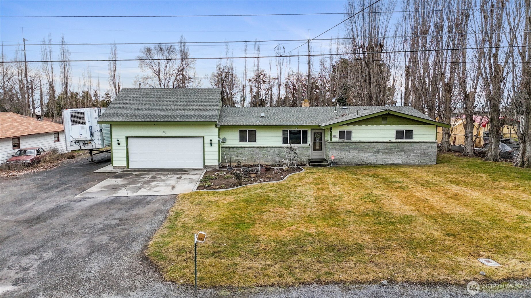 8507 NE Hillcrest Drive Moses Lake WA 98837