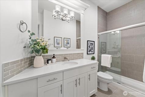 13707 NE 133rd Place Kirkland WA 98034