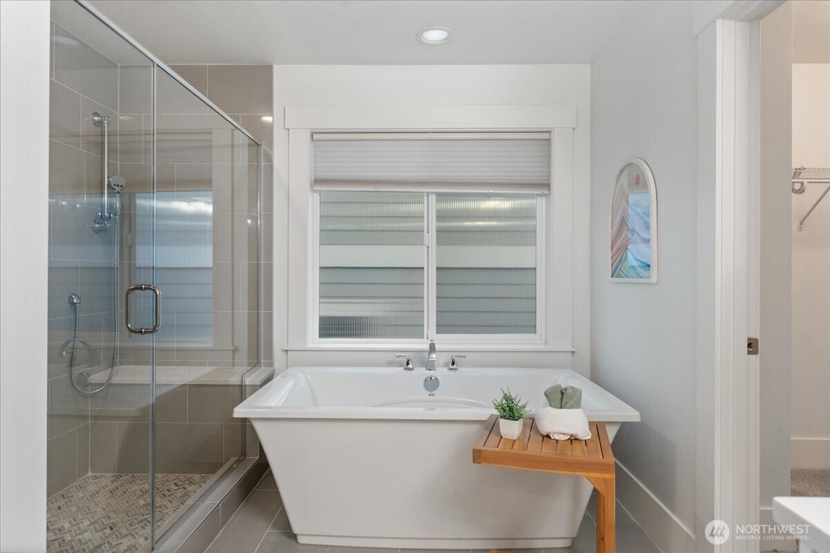 13707 NE 133rd Place Kirkland WA 98034