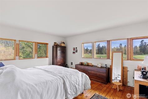 651 E Marrowstone Road Nordland WA 98358