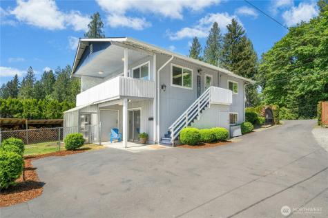 31025 E Lake Morton Drive SE Kent WA 98042