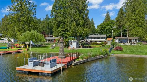 31025 E Lake Morton Drive SE Kent WA 98042