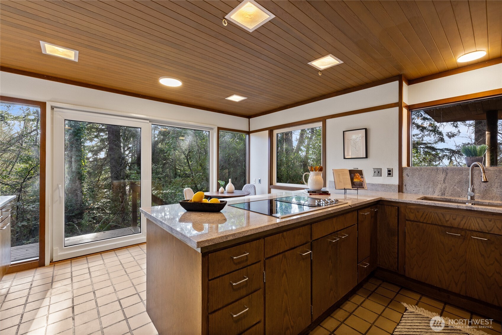 12809 3rd Avenue Ct E Tacoma WA 98445