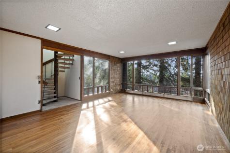12809 3rd Avenue Ct E Tacoma WA 98445