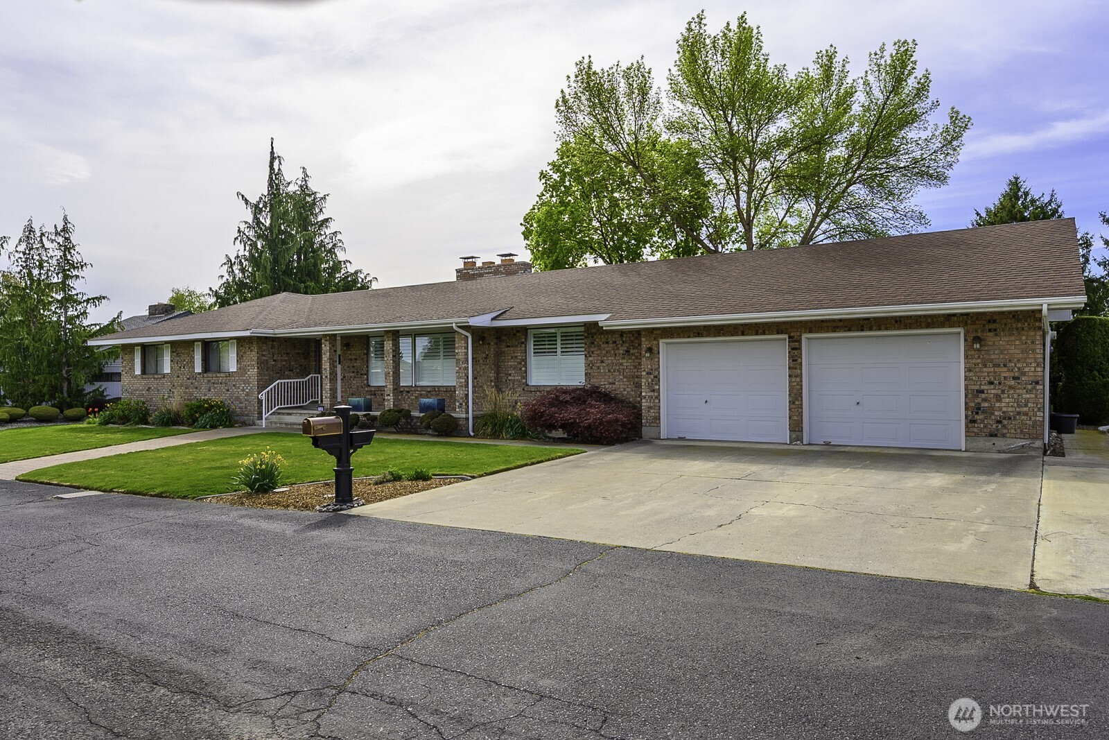 725 Canterbury Road NW Soap Lake WA 98851