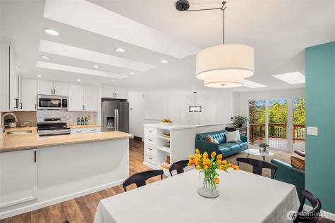 23705 7th Avenue W Bothell WA 98021