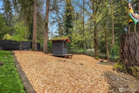 23705 7th Avenue W Bothell WA 98021