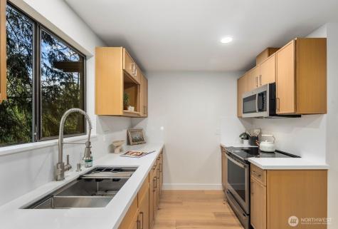25529 SE 159th Street Issaquah WA 98027