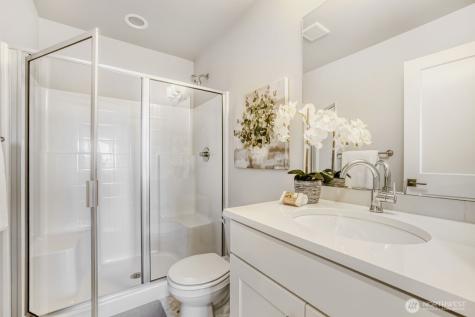 4022 215 Pl SE Bothell WA 98021