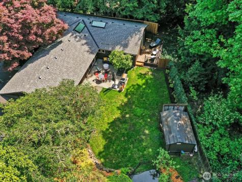 5925 NE 202nd Lane Kenmore WA 98208