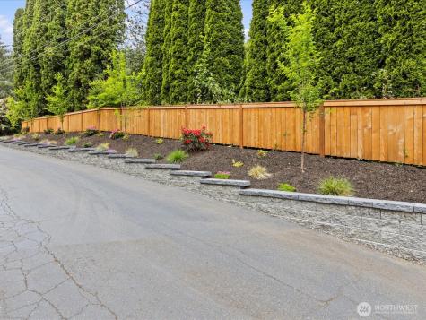 5925 NE 202nd Lane Kenmore WA 98208