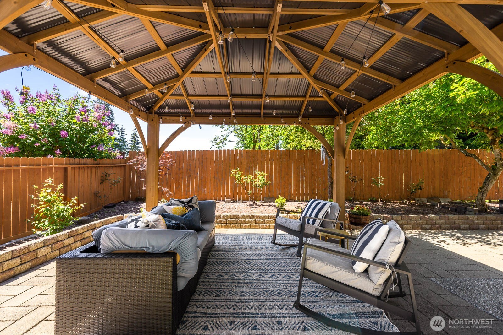 517 Pasco Place NE Renton WA 98059